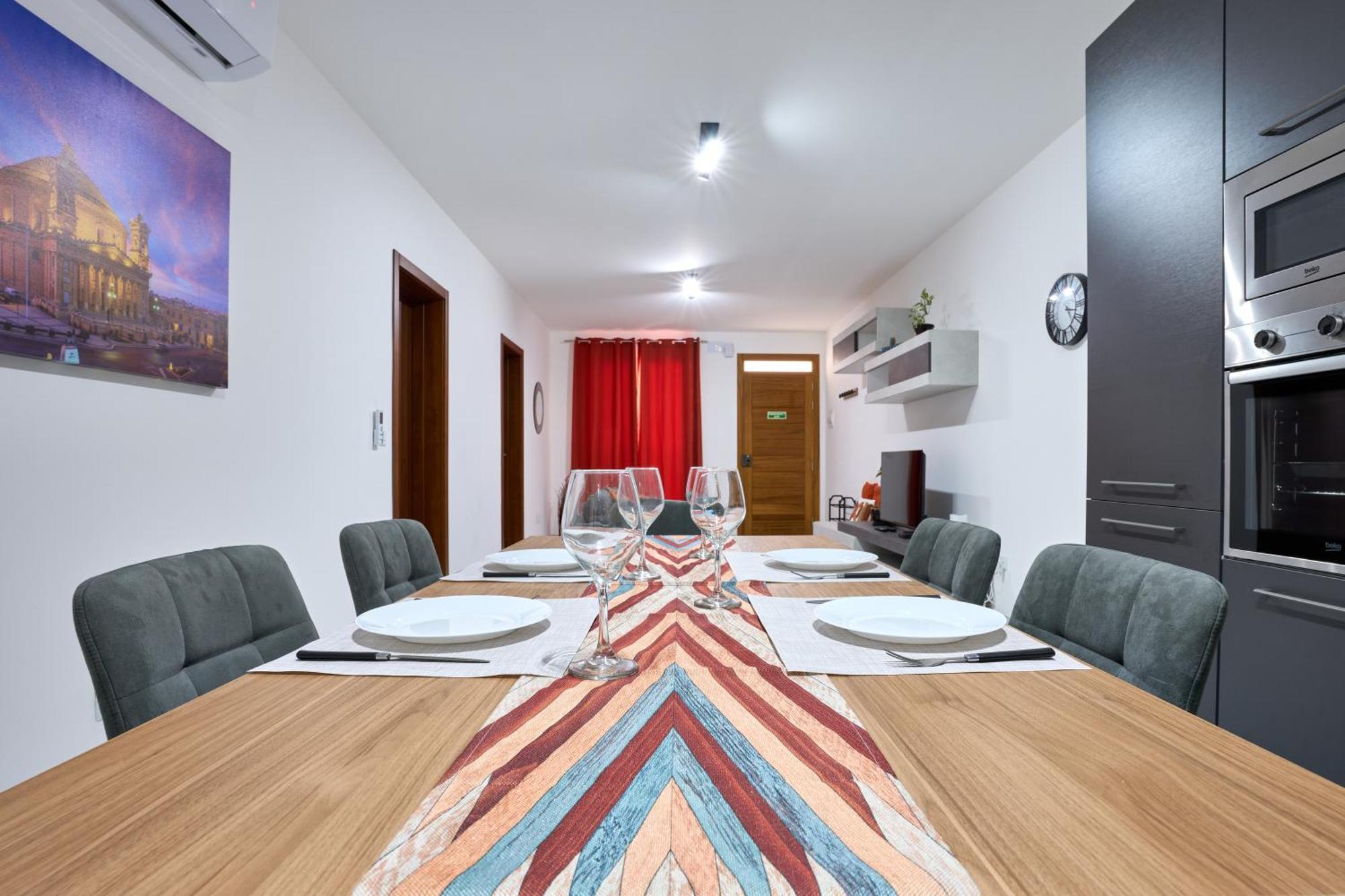 Di Vita's Maisonette Qawra By Homely * San Pawl il-Baħar